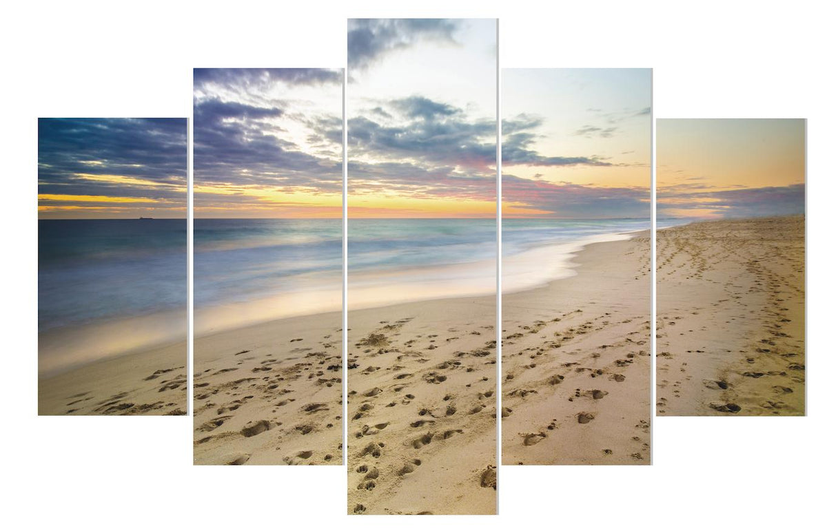 Footsteps in the Sand (HD Canvas 5-Panel)