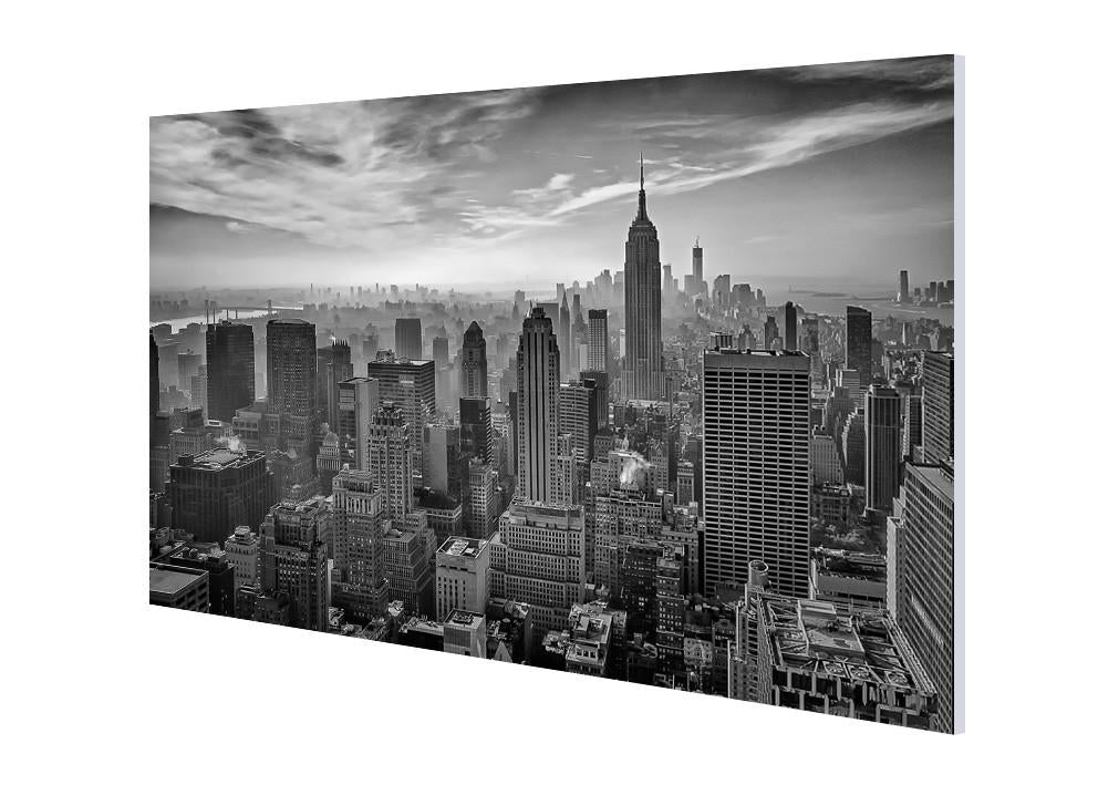 Black and white Empire state